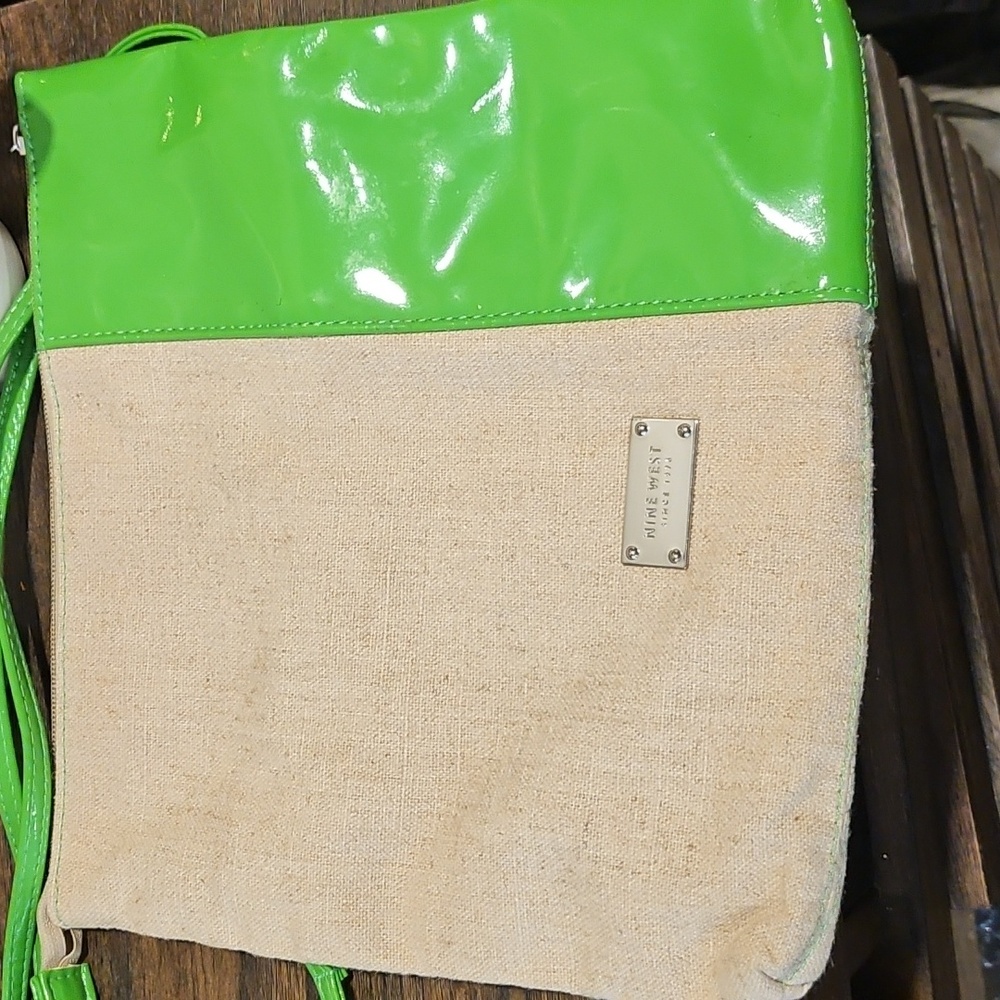 NINE WEST NEON CLUTCH